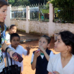 Niñas realizando preguntas a la jueza María Cristina Escauriza.