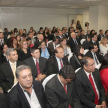 Ante un salón auditorio lleno, los responsables de la obra dieron detalles de las ampliaciones.