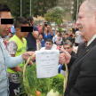 El presidente de la Corte recibió una canasta de productos de horticultura por parte de los jóvenes del Centro Educativo La Esperanza de Itauguá