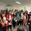 Los jóvenes interiorizándose del sistema de presentación de las causas.