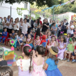 Anualmente por la llegada de la primavera los niños y las niñas de cada sala se preparan para el desfile, en el que exhiben sus atuendos coloridos a los presentes. 