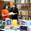 Entrega de libros a la Biblioteca del Poder Judicial