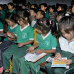 Los niños recibieron material instructivo para el desarrollo del taller.