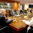 Del encuentro participaron los vicepresidentes, doctores Gustavo Santander Dans y Alberto Martínez Simón, y los ministros, doctores Carolina Llanes y César Diesel.