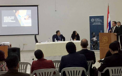 Capacitación sobre Trámite Judicial Electrónico en Salto de Guairá.