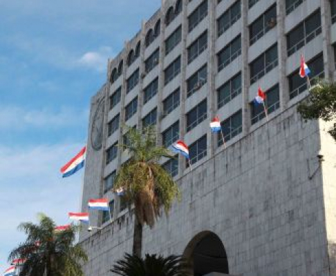 Fachada del Poder Judicial de Asunción.