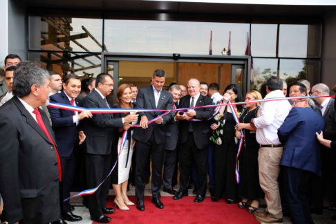 Con presencia de autoridades de los Poderes del Estado, quedó inaugurada la sede de los Juzgados de Primera Instancia de Capiatá.