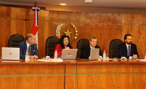 Jornada académica de acto de lanzamiento del curso de Especialización y Máster en Justicia Constitucional y DD.HH. de la Universidad de Bolonia, Italia – Edición 2023, “Justicia Constitucional y Estado de Derecho”. 