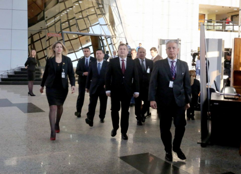 Presidente de la Máxima Instancia Judicial, doctor Eugenio Jiménez Rolón llegando para la Cumbre de Poderes.