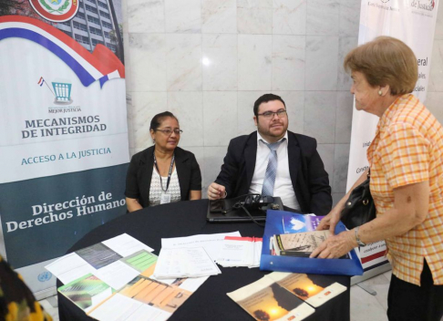 El stand de la Dirección de Derechos Humanos del Poder Judicial es una de las tantas dependencias que participan de la actividad