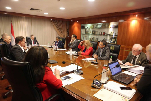 Representantes de USAID, CEAMSO y CEJ se presentaron en el pleno de la Corte.