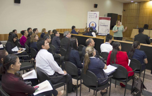 Las jornadas estuvieron dirigidas a magistrados, funcionarios, además de público académico, profesores y alumnos universitarios.