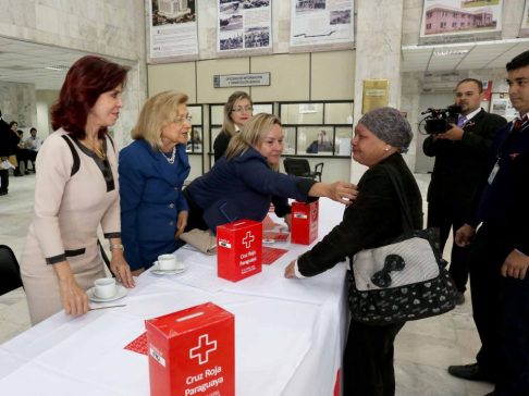 La titular de la Corte Suprema de Justicia, doctora Alicia Pucheta de Correa, así como la vicepresidenta segunda Myriam Peña participaron del evento