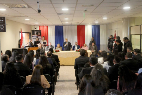  El ministro de la CSJ y superintendente de la Circunscripción Judicial de Caazapá, doctor Manuel Ramírez Candia realizó una jornada de trabajo en el Palacio de Justicia de la jurisdicción. 