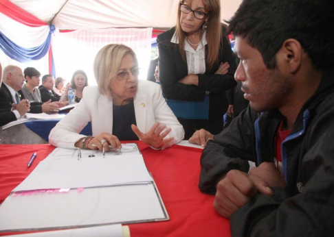 La ministra Alicia Pucheta se interiorizó sobre el proceso de los internos.