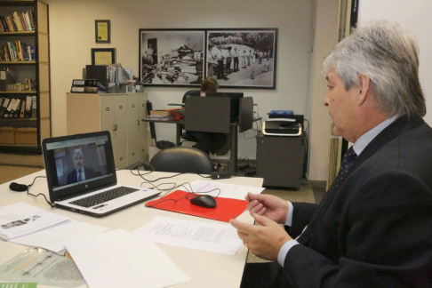 Estudiantes en encuentro virtual en Museo de la Justicia