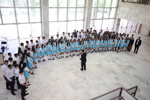 Alumnos de Caaguazú visitaron el Palacio de Justicia y participaron de una charla instructiva.