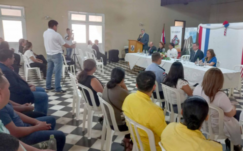 Autoridades judiciales y municipales realizaron jornada de trabajo en San Bernardino.