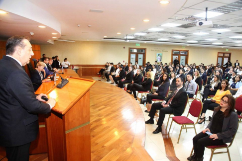 El licenciado Yamil Admen, director general de la Dirección de Recursos Humanos de la CSJ en la apertura de las evaluaciones. 