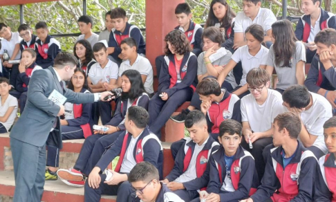 Programa “Educando en Justicia” instruyó a alumnos de Isla Umbú y Pilar.