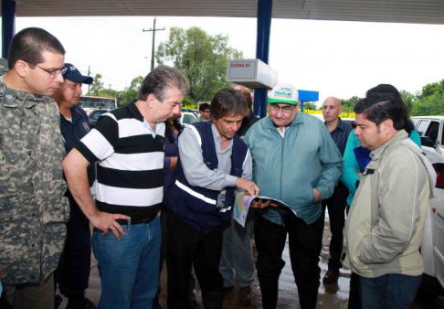 El presidente de la Corte, doctor Antonio Fretes, encabezó una comitiva ambiental que debía verificar establecimientos en la zona de Luque y Mariano Roque Alonso.