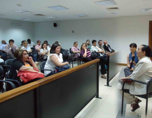 De la jornada participaron miembros de Tribunales de Apelación, jueces, actuarios judiciales, defensores públicos y agentes fiscales.