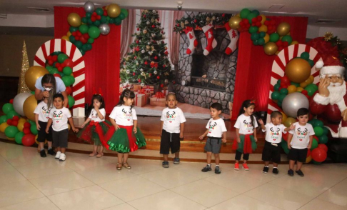 Alumnos del Centro Educativo Dulce Despertar participaron del acto artístico de clausura del año lectivo 2022.