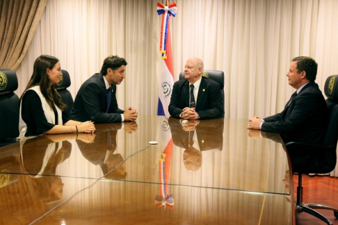 Presidente y vicepresidente segundo recibieron la visita del embajador de Israel.