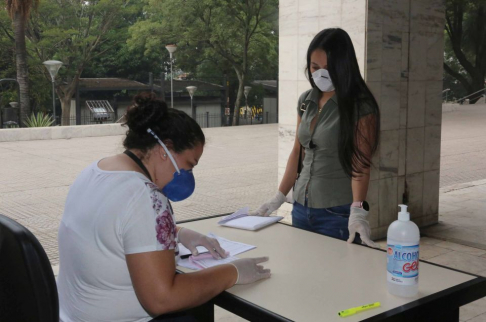 La recepción de las facturas para los funcionarios contratados se extenderá hasta las 13:00 hs en la entrada frontal del Palacio de Justicia de Asunción.