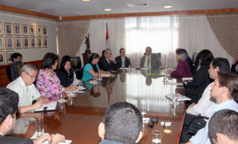 Momento de la reunión de la comisión interinstitucional medioambiental.