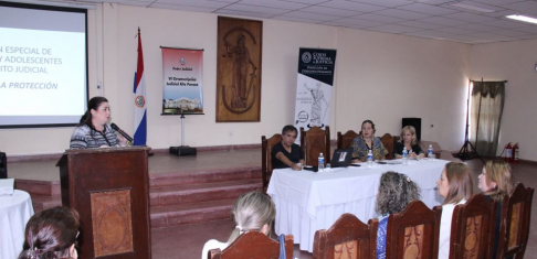 Desarrollo de tallleres sobre protección de niños, niñas y adolescentes en el Palacio de Justicia de Ciudad del Este.