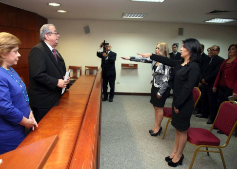 El acto estuvo presidido por el presidente de la CSJ, doctor Torres Kirmser. 