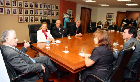 Durante la reunión que mantuvo la magistrada Crsitina Crepo con las autoridades judiciales y miembros de las Asociaciones de Magistrados y Jueces