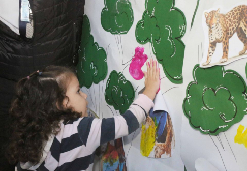 Centro Educativo conciencia sobre importancia del cuidado ambiental.