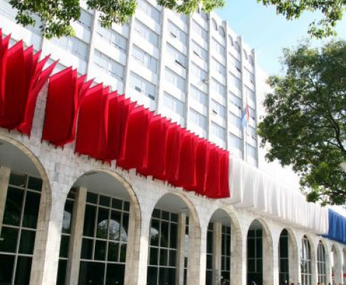 Fachada de la sede judicial de Asunción.