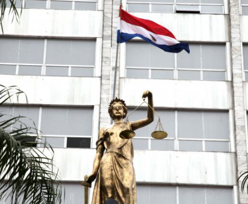 Fachada de la sede judicial de Asunción.