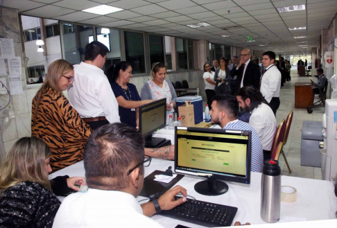 Se inició jornada de vacunación en Palacio de Justicia de Asunción