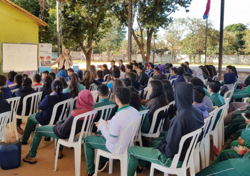 La jueza de la Niñez y de la Adolescencia doctora Fátima Huerta instó a jóvenes ser agentes de cambio para su comunidad.