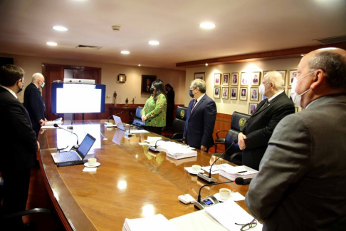 Pleno de la Corte Suprema de Justicia rinde homenaje a la doctora Gladys Bareiro de Módica.