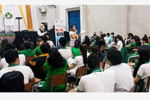 La charla estuvo a cargo de la Dra. Pili Rodríguez, jueza de Niñez y Adolescencia de Luque.