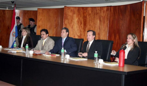 Tribunal del Juicio Ycua Bolaños.