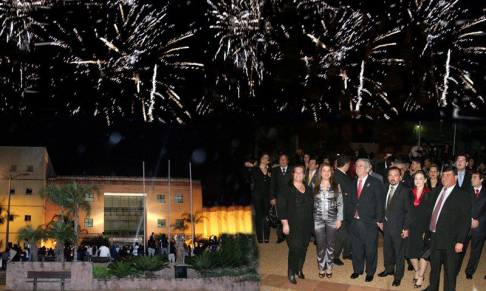 En el Palacio de Justicia de Oviedo hubo festejos por el Bicentenario de la Patria