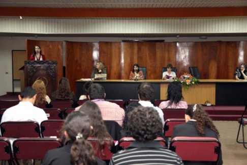 Destacan la importancia de la inclusión de la perspectiva de género en la formación de universitarios