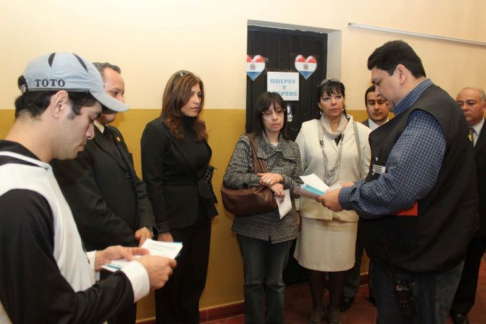 Representante de Organización Internacional y autoridades judiciales visitaron el Penal de Tacumbú 