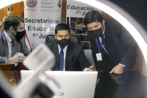 La Secretaría de Educación en Justicia, dependiente de la Corte Suprema de Justicia, realizó una charla virtual sobre el funcionamiento del sistema disciplinario del Poder Judicial.