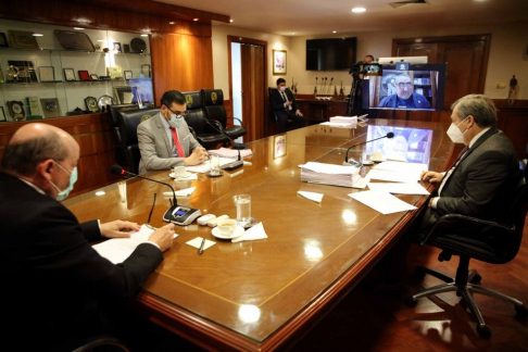 La Sesión de la Sala Constitucional tuvo lugar en el salón del pleno de la Corte Suprema de Justicia.