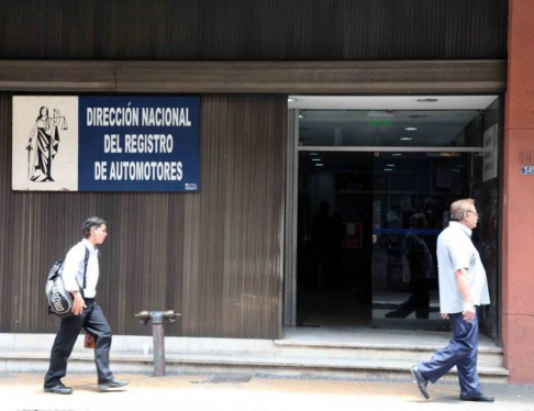 Fachada de la Dirección Nacional del Registro del Automotor