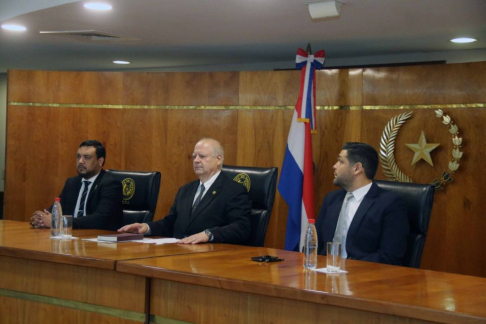 Presidente Benítez Riera participó en la apertura de charlas sobre prevención y erradicación de la violencia.