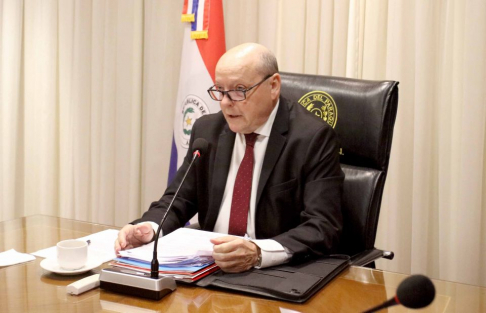 El presidente de la Corte Suprema de Justicia, doctor César M. Diesel Junghanns, adelantó los saludos y respetos a las mujeres magistradas, funcionarias judiciales y ciudadanas en general.