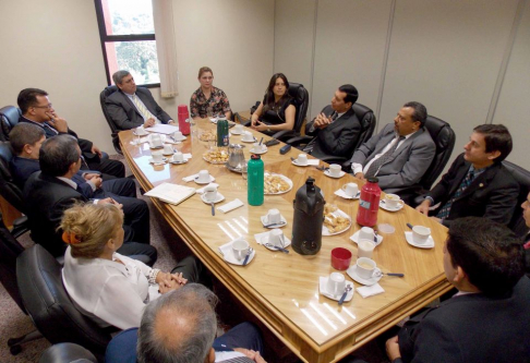 Reunión entre jueces de Paz y el titular de la Circunscripción Judicial de Cordillera.